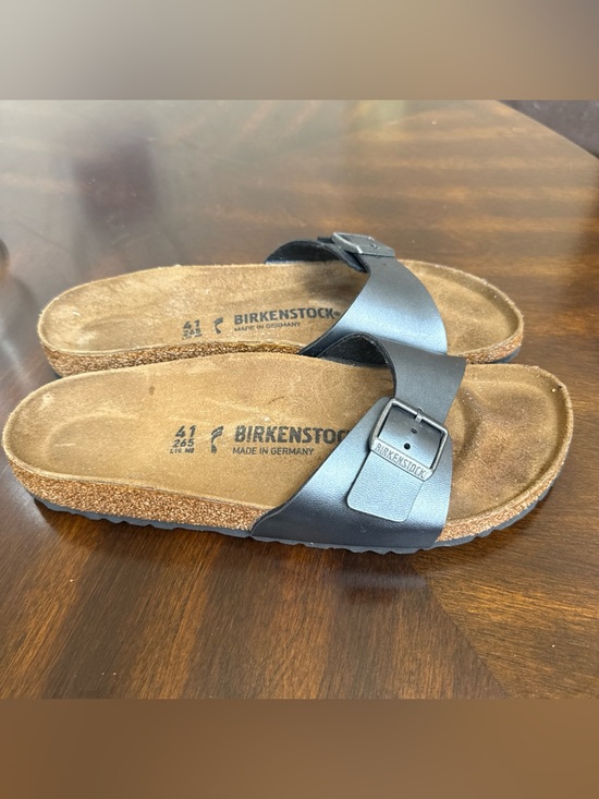 Birkenstock Shoes - Birkenstock Black Arizona Single-Buckle Sandals